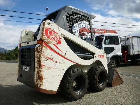 中古タイヤショベル（ホイルローダー） TCM 兵庫・広島・和歌山 （704