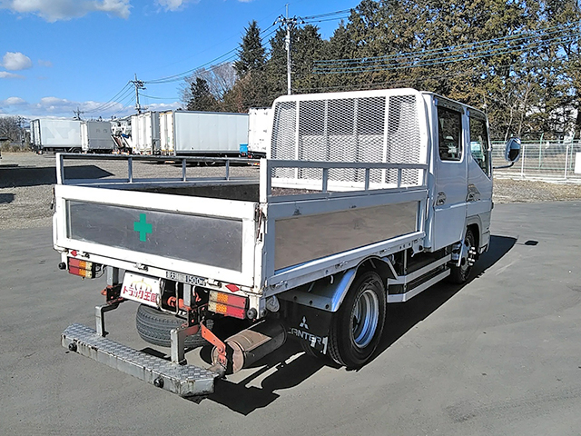 三菱ふそうキャンターガッツダブルキャブ（Wキャブ）小型（2t・3t）[写真02]