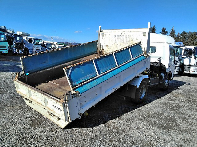 トヨタダイナローダーダンプ小型（2t・3t）[写真02]