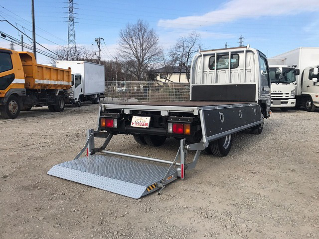 いすゞエルフ平ボディ小型（2t・3t）[写真02]