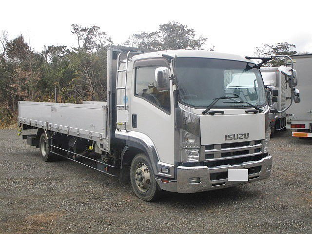 いすゞフォワードアルミブロック中型（4t）[写真02]