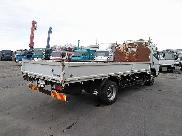 三菱ふそうキャンター平ボディ小型（2t・3t）[写真02]