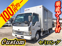 いすゞエルフアルミバン小型（2t・3t）[写真01]