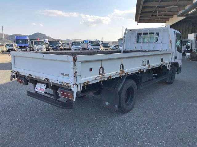 マツダタイタン平ボディ小型（2t・3t）[写真02]