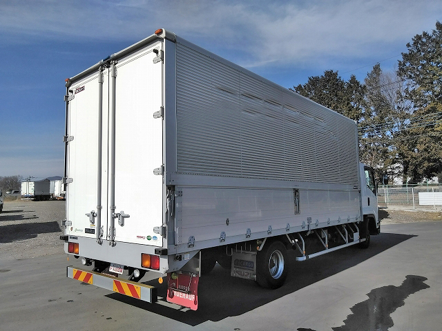 いすゞフォワードアルミウイング中型（4t）[写真02]