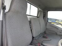 トヨタトヨエース平ボディ小型（2t・3t）[写真16]