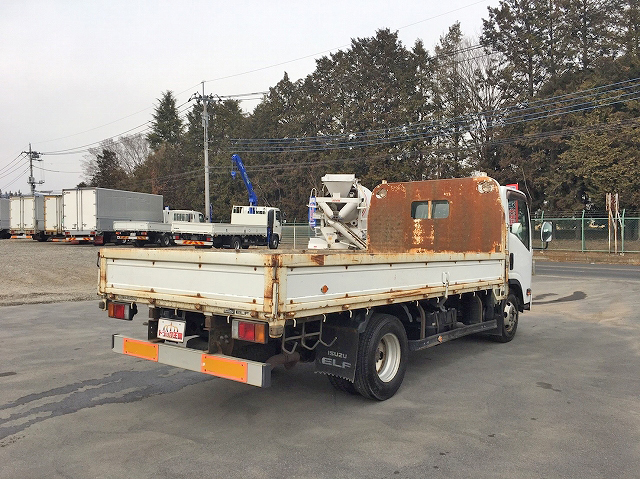 いすゞエルフ平ボディ小型（2t・3t）[写真02]