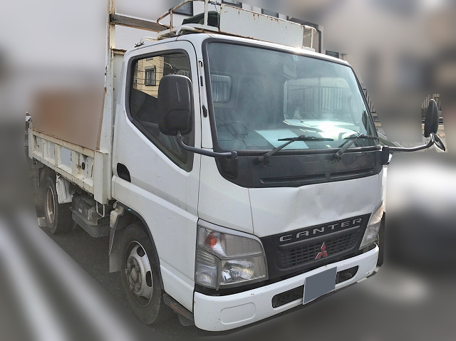 三菱ふそうキャンターダンプ小型（2t・3t）[写真02]