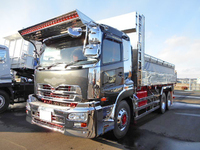 UDトラックスクオンダンプ大型（10t）[写真02]