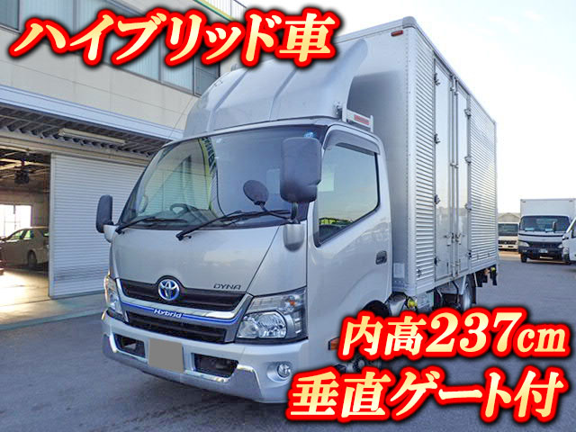 トヨタダイナアルミバン小型（2t・3t）TQG-XKU710 [写真01]