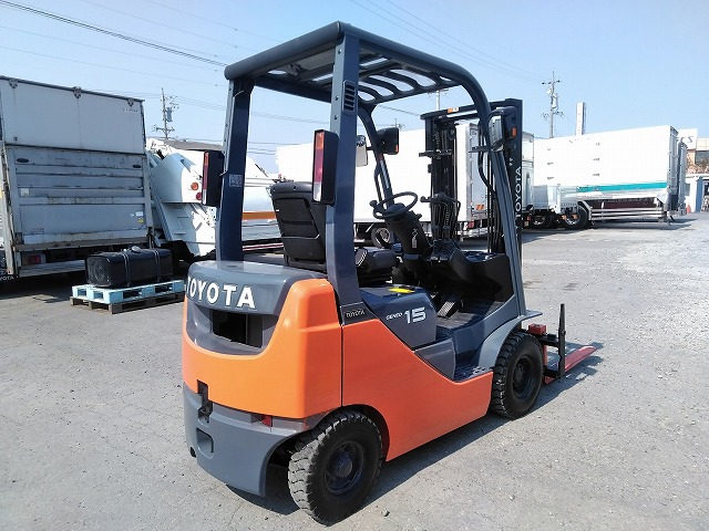 トヨタフォークリフトトラック使用可能 トラック荷役自動運転フォークリフト(無人フォークリフト)「Rinova
