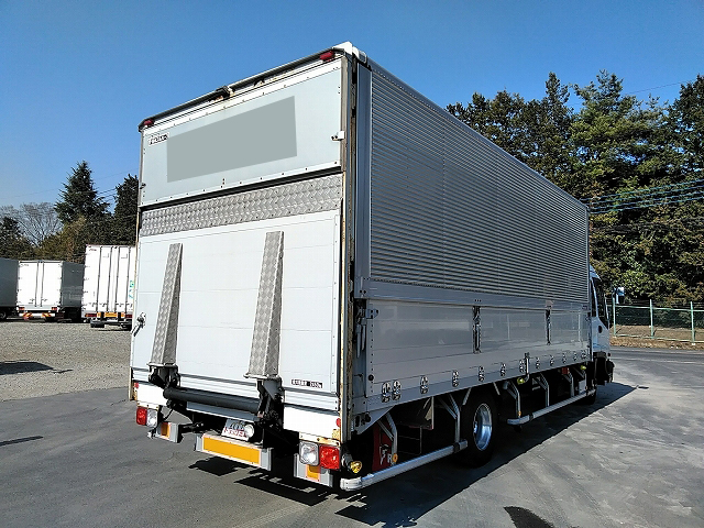 いすゞフォワードアルミウイング中型（4t）[写真02]