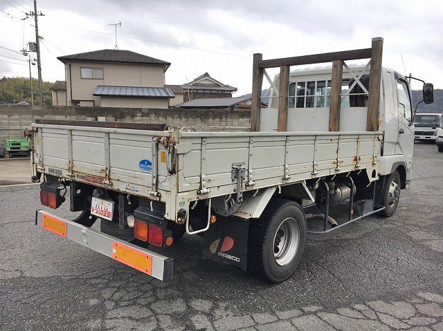 三菱ふそうファイター平ボディ中型（4t）[写真02]