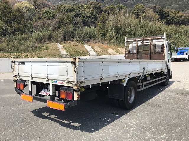 いすゞフォワード平ボディ中型（4t）[写真02]