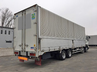 いすゞギガアルミウイング大型（10t）[写真02]