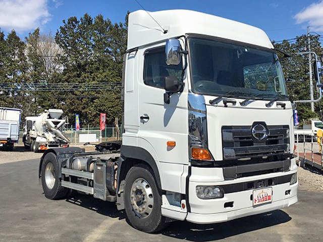 日野プロフィアトレーラーヘッド（トラクターヘッド）大型（10t）[写真02]