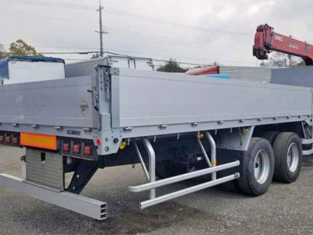 三菱ふそうスーパーグレートユニック6段大型（10t）[写真02]