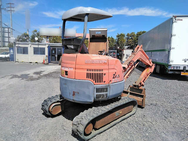 日立ミニユンボ（ミニバックホー）[写真02]