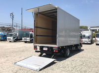 三菱ふそうキャンターアルミバン小型（2t・3t）[写真02]