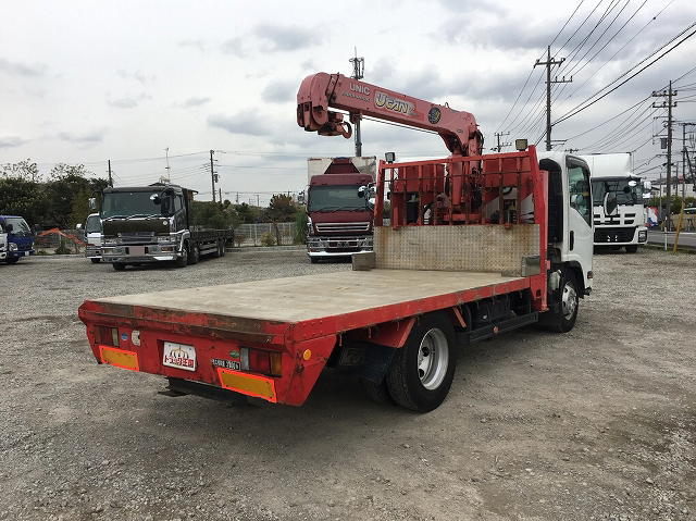 いすゞエルフセルフクレーン3段小型（2t・3t）[写真02]