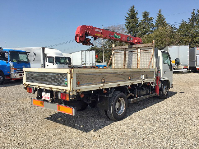 いすゞエルフユニック4段小型（2t・3t）[写真02]