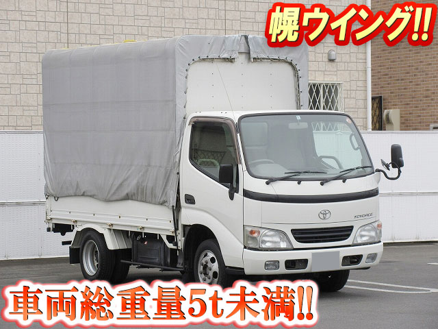 トヨタトヨエース幌ウイング小型（2t・3t）KR-KDY230 [写真01]