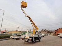 いすゞエルフ高所作業車小型（2t・3t）[写真02]