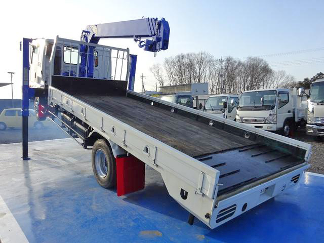 いすゞフォワードセルフクレーン4段中型（4t）[写真02]