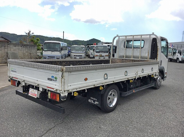 いすゞエルフ平ボディ小型（2t・3t）[写真02]