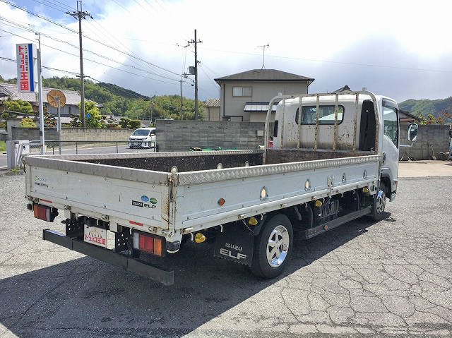 いすゞエルフ平ボディ小型（2t・3t）[写真02]