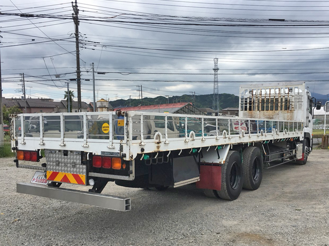 UDトラックスクオン平ボディ大型（10t）[写真02]