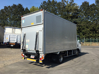 いすゞエルフアルミバン小型（2t・3t）[写真02]