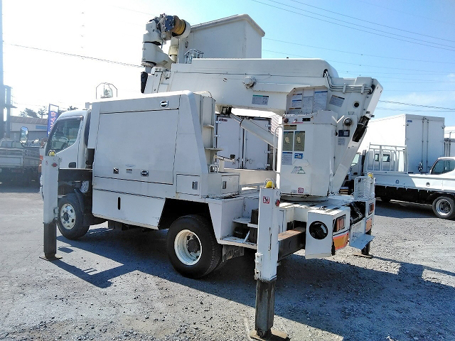 トヨタダイナ高所作業車小型（2t・3t）[写真02]