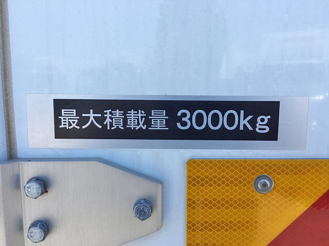 日野レンジャー冷凍車（冷蔵車）中型（4t）[写真18]