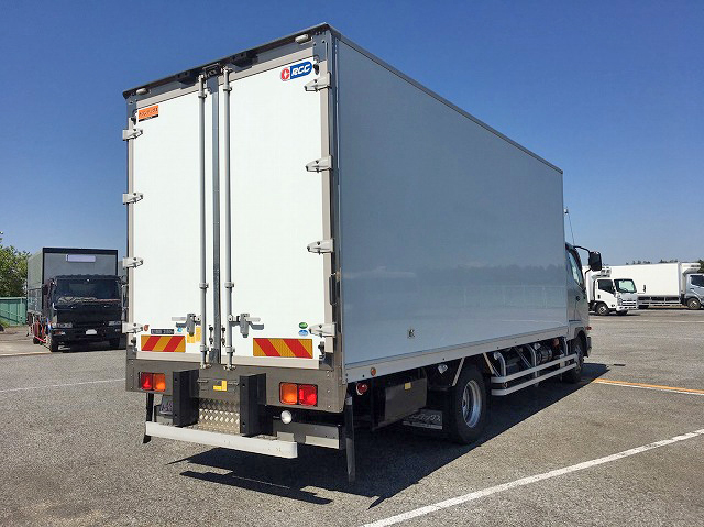 三菱ふそうファイター冷凍車（冷蔵車）中型（4t）[写真02]