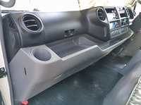 日野デュトロ冷凍車（冷蔵車）小型（2t・3t）[写真32]