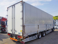 UDトラックスクオンアルミウイング大型（10t）[写真02]