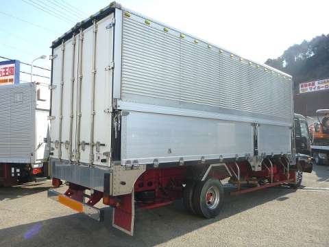 いすゞフォワードアルミウイング中型（4t）[写真02]