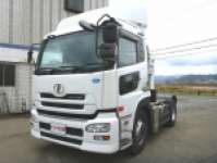 UDトラックスクオントレーラーヘッド（トラクターヘッド）大型（10t）[写真01]