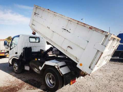 日野デュトロコンテナ専用車小型（2t・3t）[写真02]
