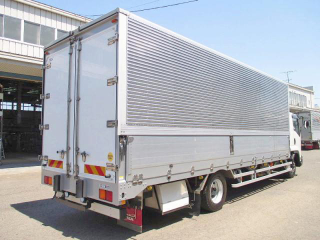 いすゞフォワードアルミウイング増トン（6t・8t）[写真02]