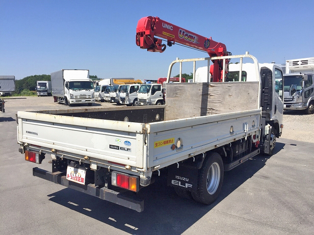 いすゞエルフユニック3段小型（2t・3t）[写真02]