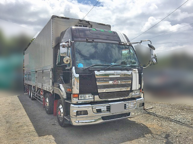 UDトラックスビッグサム冷蔵冷凍ウイング大型（10t）[写真02]