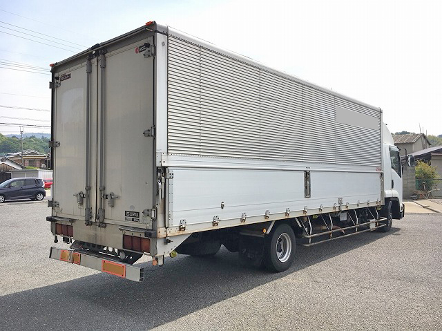 いすゞフォワード冷蔵冷凍ウイング中型（4t）[写真02]