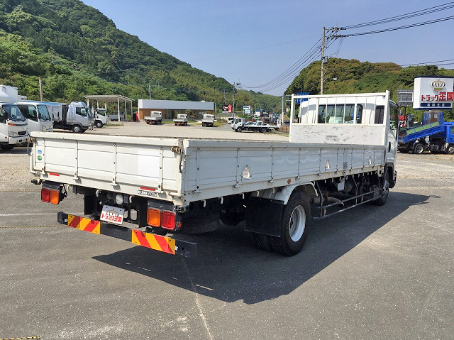 いすゞフォワード平ボディ中型（4t）[写真02]
