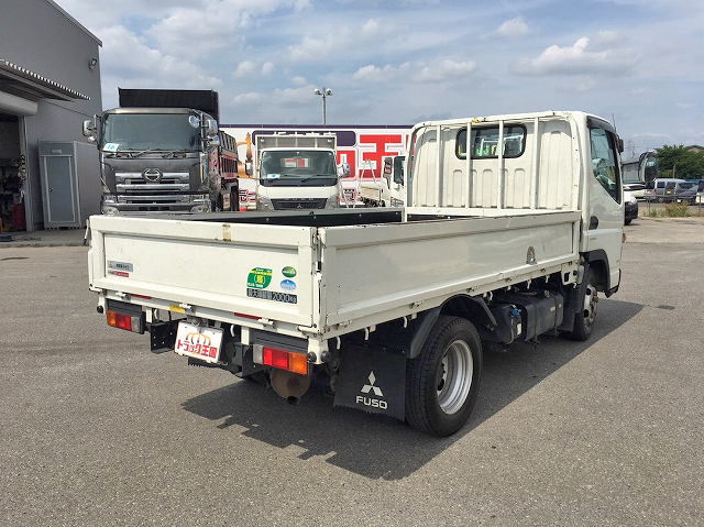三菱ふそうキャンター平ボディ小型（2t・3t）[写真02]