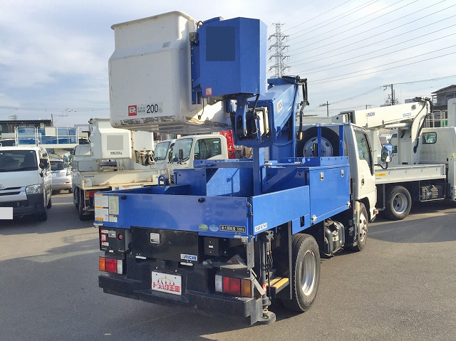 いすゞエルフ高所作業車小型（2t・3t）[写真02]