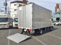 日野デュトロアルミバン小型（2t・3t）[写真02]