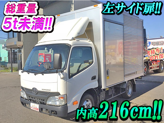 トヨタトヨエースアルミバン小型（2t・3t）TKG-XZC605 [写真01]
