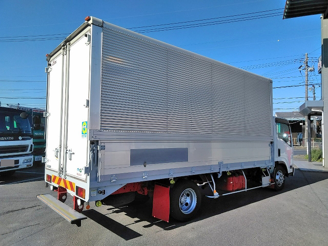 いすゞエルフアルミウイング小型（2t・3t）[写真02]